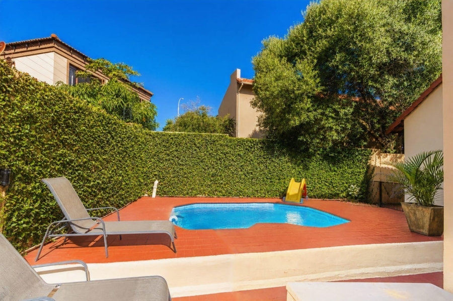 4 Bedroom Property for Sale in Safari Gardens North West